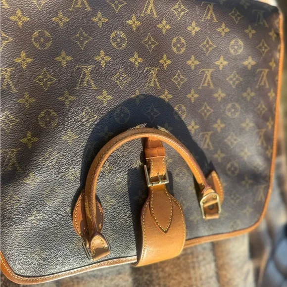 Louis Vuitton Rivoli Monogram Handbag - Picture 5 of 16